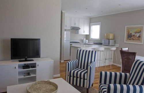 Westcliff Apartment | Discover Kenjockity: 4-Star Hotel with Pool & Breakfast