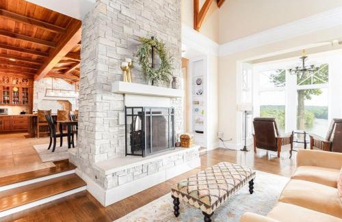 Niles Apartment | Kennan Hollow Farm 100 Acres on River Sleeps 30