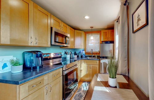 Kennebunk Cottage | Delightful Kennebunk Coastal Cottage Near Beautiful Beaches