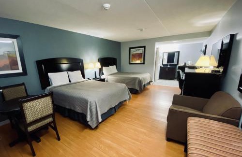Windsor Hotel | Budget-Friendly Kenora Motel with Family Amenities