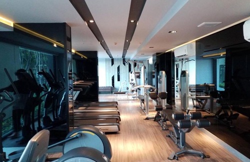 Mueang Samut Prakan District Apartment | Top-Rated Kensington Condo with Pool in Sukhumvit