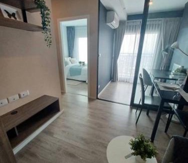 Mueang Samut Prakan District Apartment | Top-Rated Kensington Condo with Pool in Sukhumvit