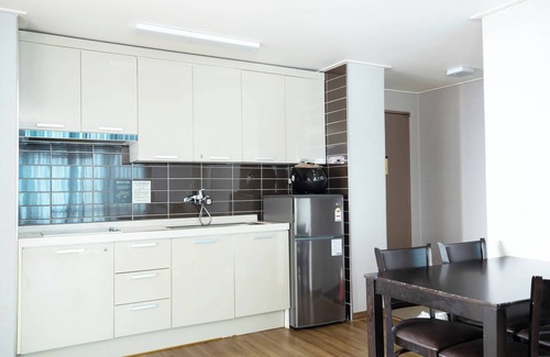 Hallim Apartment | Oceanfront Kensington Resort Jeju Hanlim with Great Amenities