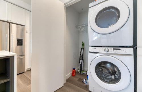 Kensington Apartment | Family-Friendly Kensington Suite: 4-Star Comfort Awaits