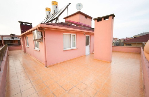 Cayeli Apartment | Top-Rated Kent Apart: Family-Friendly & Accessible Comfort