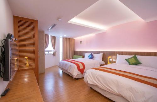 Big Beach House | Oceanfront Retreat at Kenting Shin Yu Homestay - 9.3/10