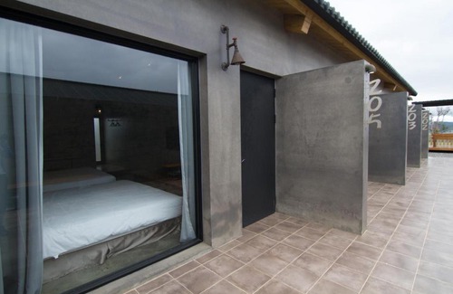 Daguang Bed & Breakfast | Discover Family-Friendly Comfort at Kenting Xia Ye B&B