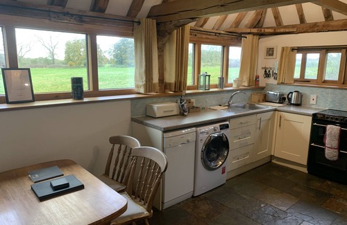 Hollingbourne Cottage | Kentish Oast: Cozy Cottage with Pool in Serene Grounds