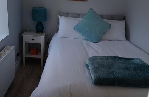 Kilmacthomas House | Top-Rated Kents Guesthouse: Ideal for Family Stays
