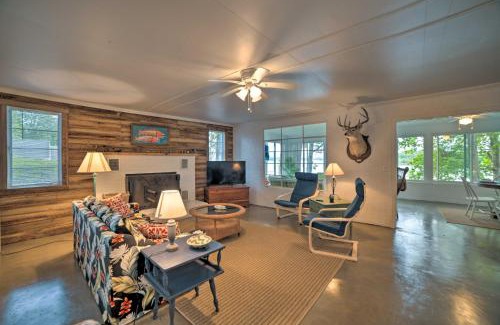 New Concord House | Cozy Kentucky Lake Cabin with Private Dock & Fire Pit