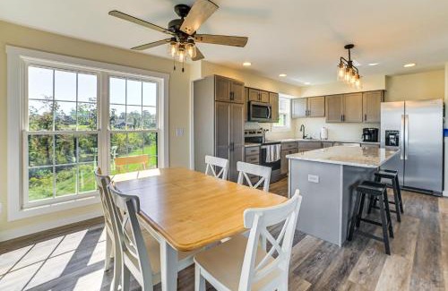 Gilbertsville House | Kentucky Lake Home with Shared Dock!