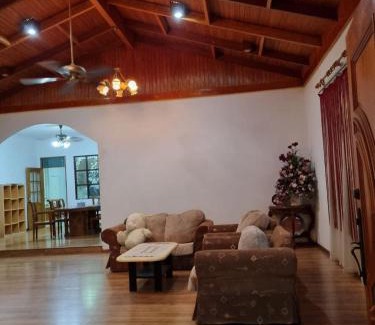 Lutong House | Discover Kenyalang Lutong Homestay: Family-Friendly Retreat