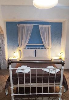 Zaros Hotel | Beachfront Keramos: Pet-Friendly Retreat with Ocean Views
