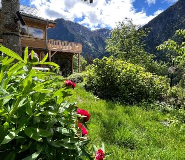 Venosc Apartment | Kerbihan: Family-Friendly Stay with Glowing 8.8 Rating