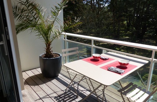 Carnac Apartment | Experience Kerenflech - Bel Appart 3* with Balcony & Breakfast