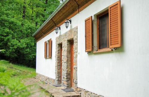 Koszeg Apartment | Discover Keresztkúti Erdei Pihenőhely: Guest Rated 9.1