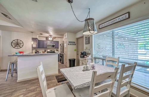 Kerrville House | Discover Kerrville's Hidden Gem with Firepit & Grill