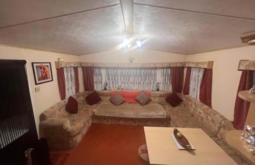Skegness Resort | Ocean View Retreat: Kerrys Place at Sealands Caravan Site