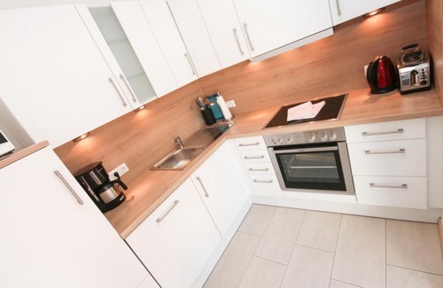 Greetsiel Apartment | Family-Friendly Stay at Kerstins Mühlenplatz in Greetsiel