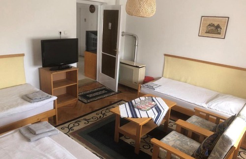 Nagykanizsa House | Budget-Friendly Stay at Kertész Rózsa Vendégház