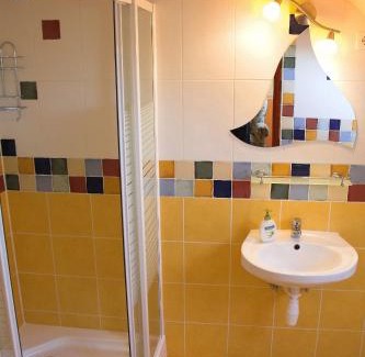 Oroshaza House | Charming Kertvárosi Vendégház with Family-Friendly Amenities