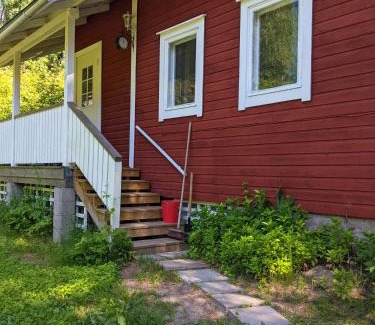 Porvoo Ski Chalet | Pet-Friendly Kesäelo: Family Stay with Great Reviews