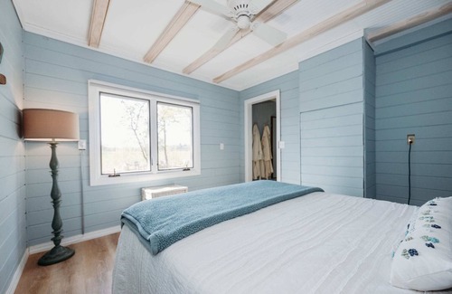 New York Mills House | Relaxing Getaway at Kesämökki | Big Pine Lake Retreat