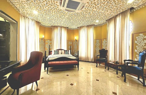 Chittorgarh Resort | Explore Kesarbagh Palace: Family-Friendly Getaway Awaits