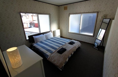 Nozawaonsen Apartment | Discover Keshiki House: Child-Friendly Comfort Awaits