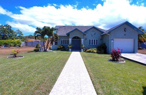 Westward Villas Subdivision Apartment | Kestrel - Best location in Nassau, Kestrel Bahamas Vacation Rental