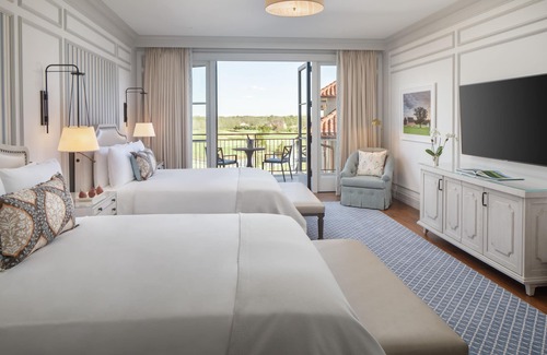 Royal Acres Hotel | Indulge at Keswick Hall & Golf Club with Spa and Pool