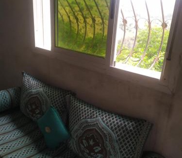 Ketama Apartment | Pet-Friendly Retreat with Hot Tub at Ketama Issagen Hotel