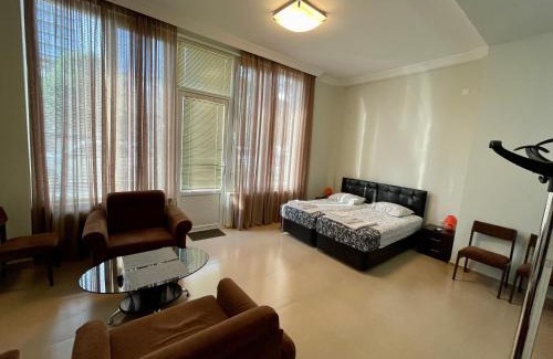 Old Boulevard Apartment | Exceptional Keti's Apartment with Oceanfront Views in Batumi