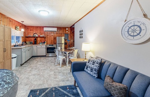 Pulteney Cottage | Keuka Lake-front cottage near vineyards with free WiFi, deck, & private grill