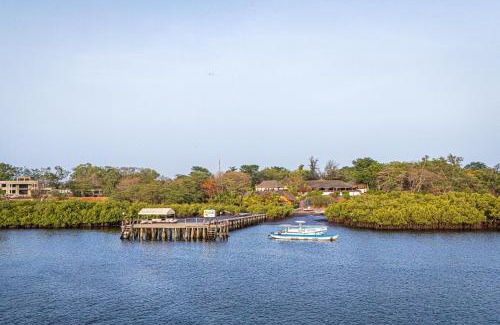 Toubakouta Hotel | Pet-Friendly Keur Saloum: Top-Rated Stay with Pool & Breakfast