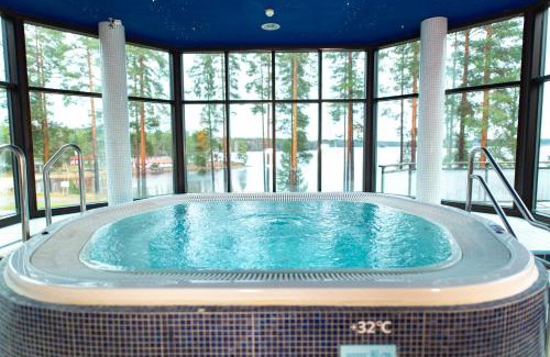 Keuruu Hotel | Discover Hotelli Keurusselkä: Pet-Friendly Beach Retreat