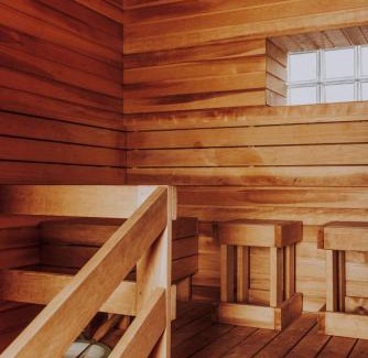 Kuressaare House | Kevade Guesthouse with Sauna - 4-Star Family Retreat