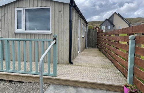 Finstown Apartment | Exceptional Kevara Shepherds Hut: Family-Friendly Retreat