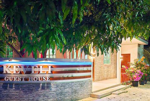 Himmafushi House | Relax at Keveli Guesthouse with Oceanfront Comfort