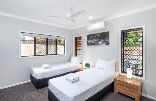Kewarra Beach House | Pet-Friendly Kewarra Beach House with Pool & BBQ Area