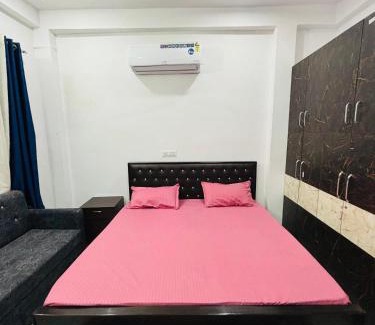 Faizabad House | Pet-Friendly Kewat Homestays: A Family Retreat Awaits
