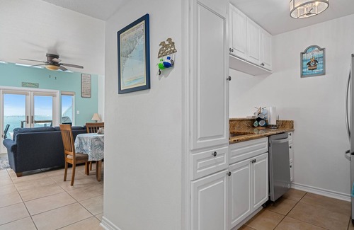 Key Allegro House | Discover Key Allegro: Bay View, Pool & Boat Slip Access!