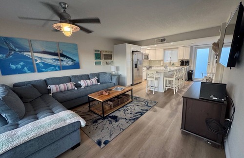 Key Largo House | Explore Key Largo Townhouse by the Ocean with Two Pools