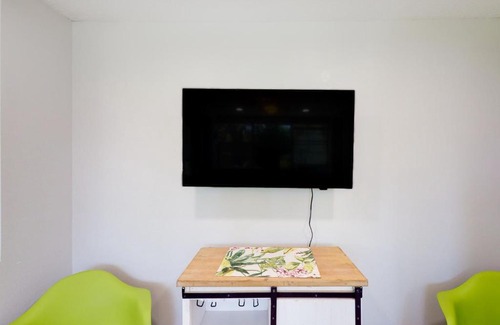 Roberta Heights House | Family-Friendly Getaway at Key Lime Cove - Pet Welcoming!