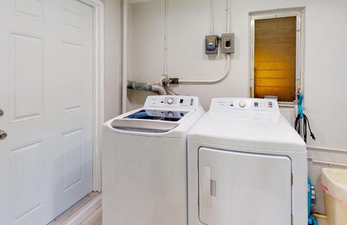 Roberta Heights House | Family-Friendly Getaway at Key Lime Cove - Pet Welcoming!