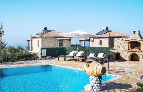 Tsoukaladhes Villa | Discover Key Villas: Oceanfront Retreat with Pool & Views
