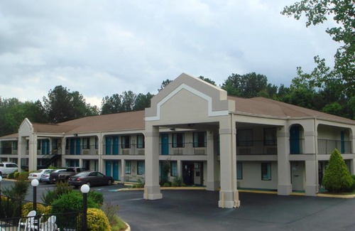 Roanoke Hotel | Pet-Friendly Key West Inn in Roanoke with Cozy Amenities