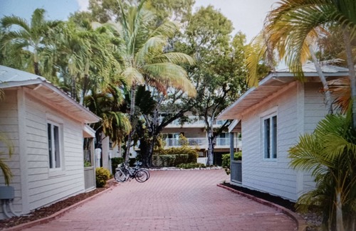 Key West Resort | Gorgeous Oceanfront Key West Resort with Pool & Spa