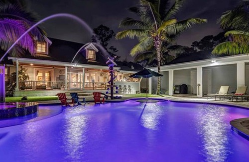 Oakes Estates House | Elegant Key West Home with Heated Pool & Oceanfront Spa