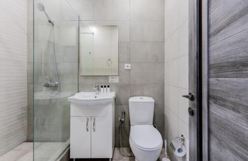 Kentron Apartment | Stylish Studio with Panoramic Views - Guest Rated 10/10